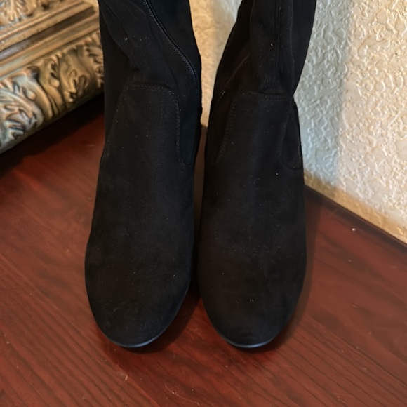 NWOT Carlos Quantum thigh high boots - Picture 4 of 13